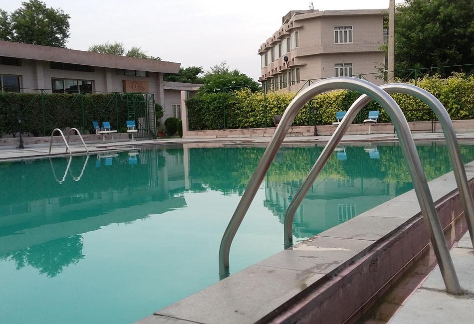 aravali resort rewari